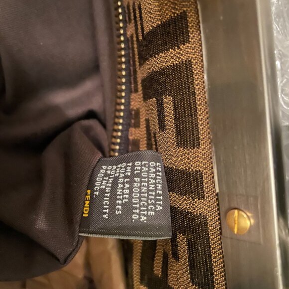 Fendi Goatskin Peekaboo (ISeeU) Satchel - Black - Picture 15 of 16